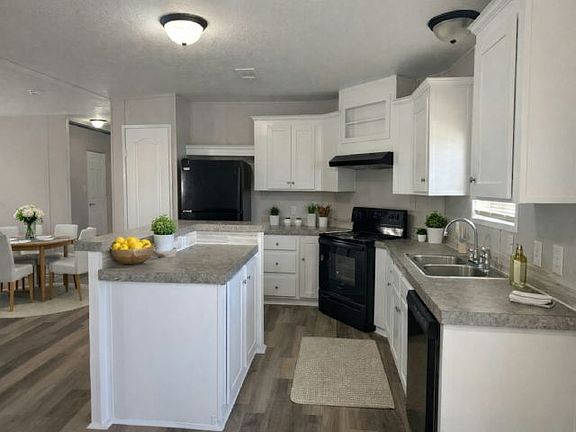 3rd image of 9713B Polak Dr #229