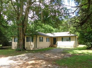 3104 Bumpnose Rd, Marianna, FL 32446
