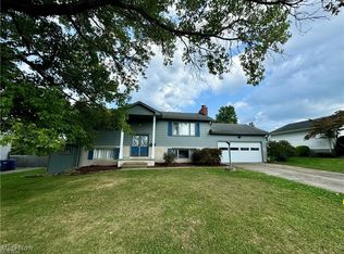 351 Center St, Hubbard, OH