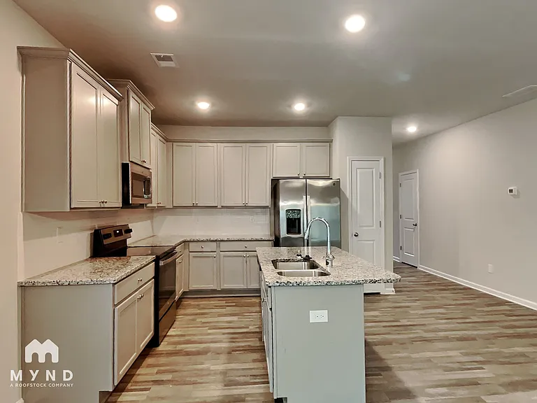 5091 Lower Elm St — Photo 3