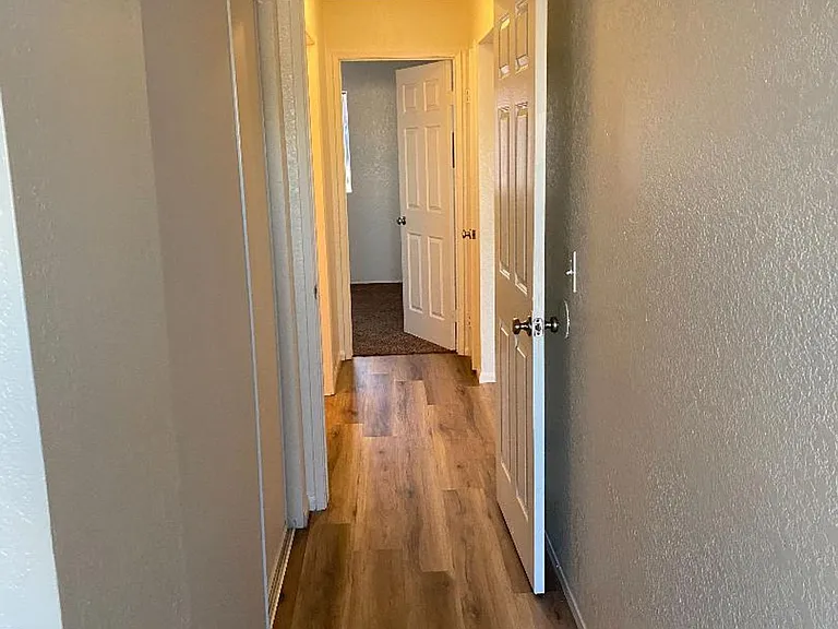 671 Sea Vale St — Photo 8