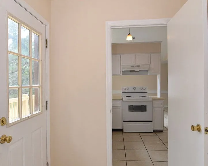 4154 Arlington Rd — Photo 35