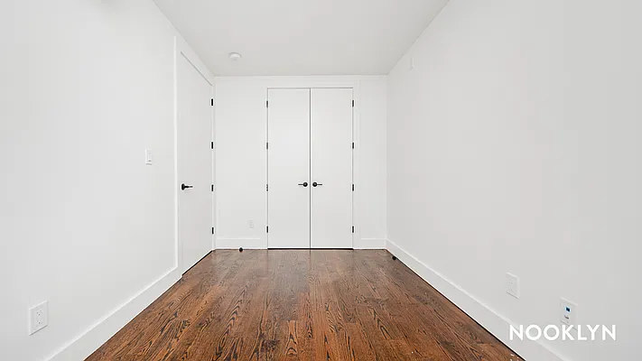 Rented by Nooklyn NYC LLC | media 24