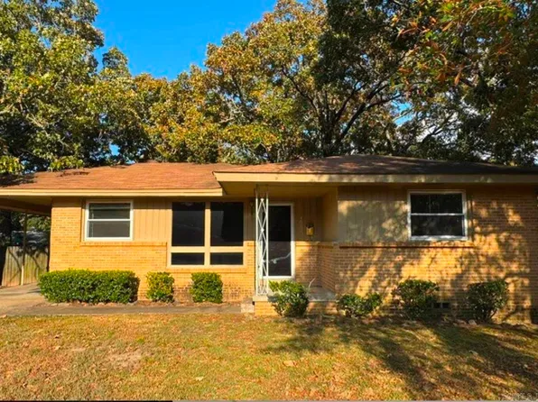4002 W Berkley Dr, N Little Rock, AR 72118
