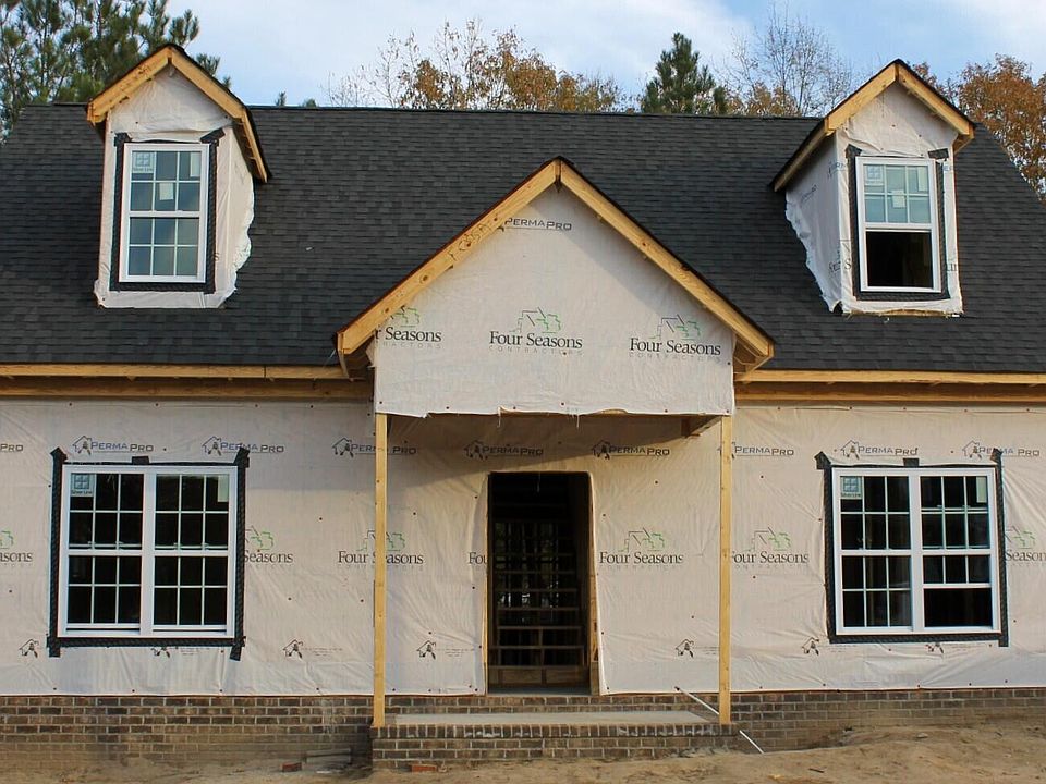 2nd image of 249 N Lumber Street