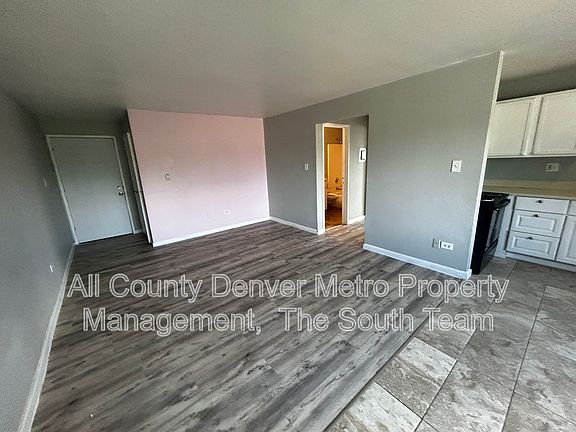 5th image of 1590 Clinton St APT 201