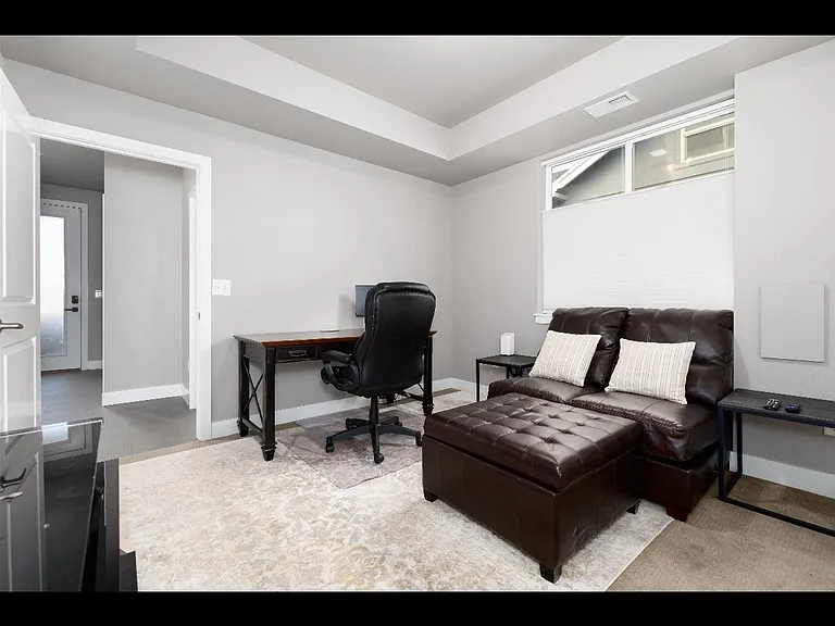 1733 Grove St #4 — Photo 29