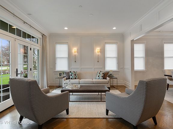 3rd image of 4705 Lawn Ave