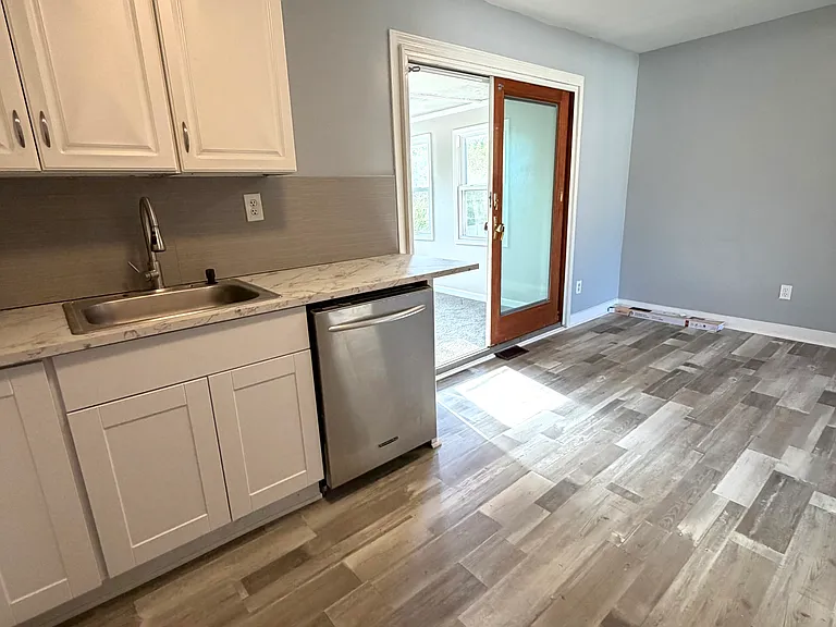 184 Village Dr — Photo 9