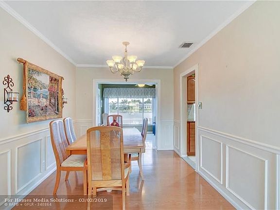 5th image of 5719 NW 85th Ave