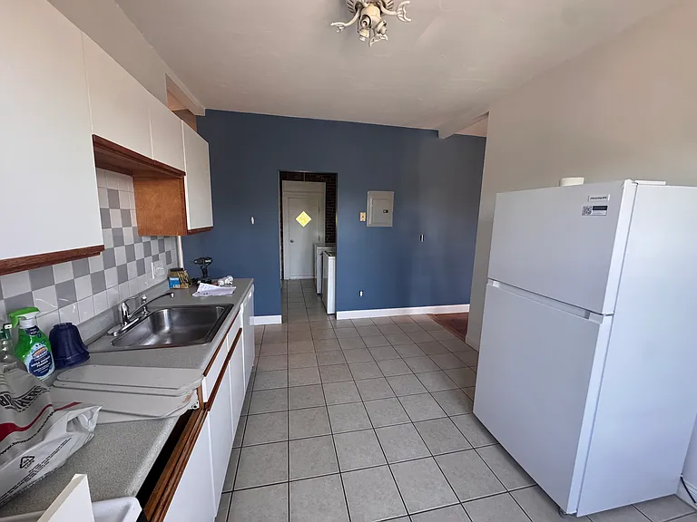 13 Bismarck St #3 — Photo 1