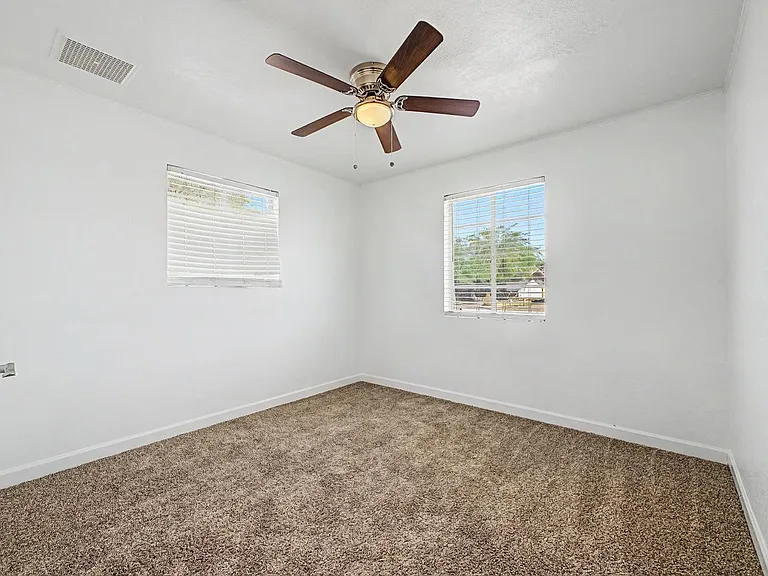 3519 W Orchid Ln — Photo 20