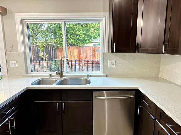 4th image of 425 Wilaneta Ave