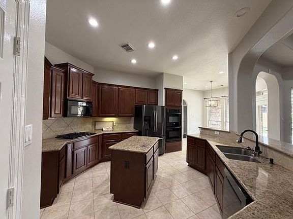 5th image of 14511 Ivy Wood Ct