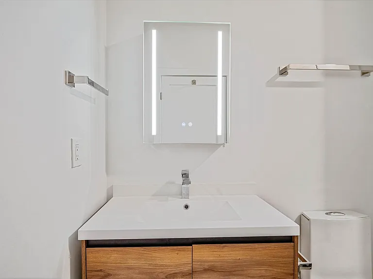 226 W Glebe Rd #301 — Photo 10