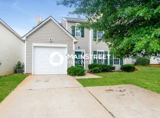 2516 Reid Oaks Dr, Charlotte, NC 28208
