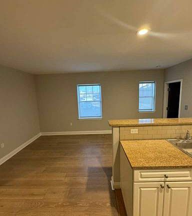 3rd image of 56 Imlay St #11502916