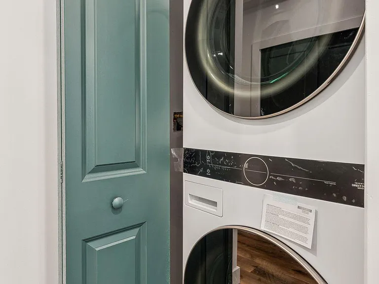 415 W York St #1 — Photo 16