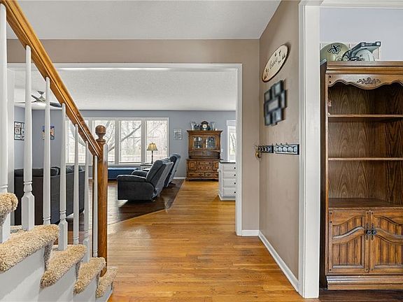3rd image of 21218 W 51st St