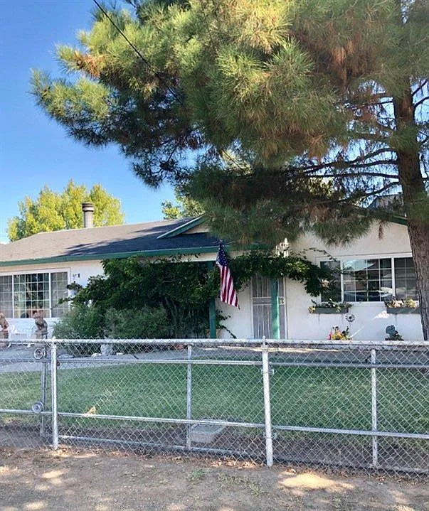 1978 S Drake Ave photo 1
