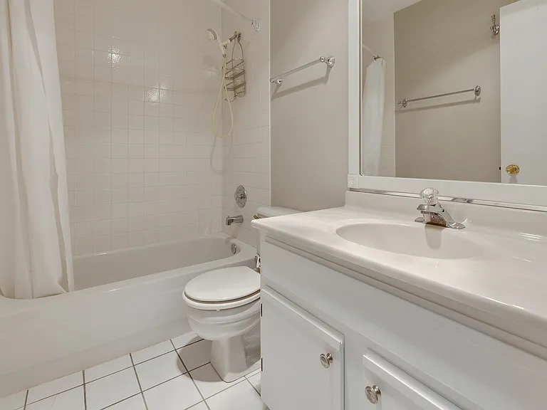 332 Park Ridge Ln #5-B — Photo 22