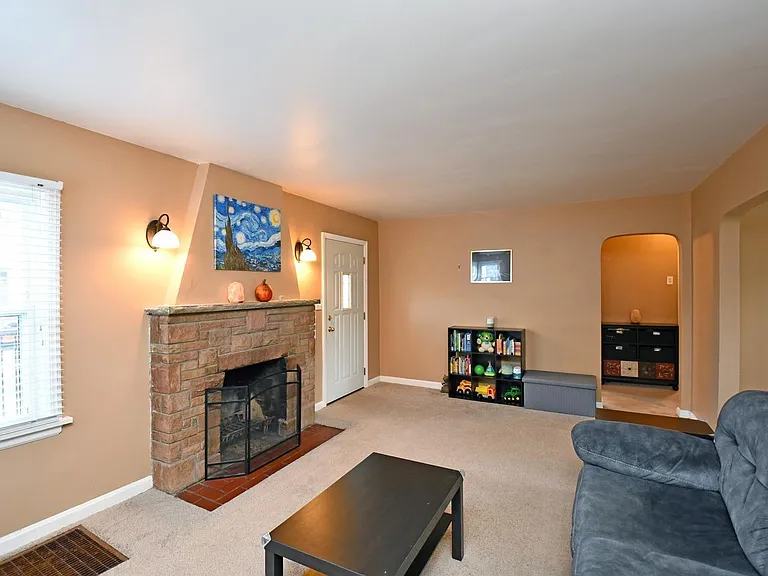 7193 Maryland Ave — Photo 11