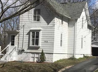 1412 Cosper Ave, Rockford, IL 61107