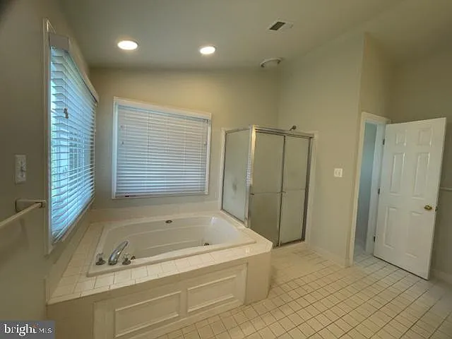 10804 Maplecrest Ln — Photo 22