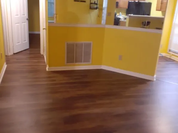 4317 Orchard Park Ct, Stone Mountain, GA 30083