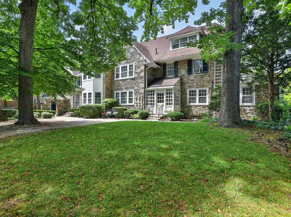 6710 Lincoln Dr, Philadelphia, PA 19119