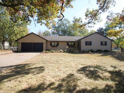 909 N Prospect St, Rockford, IL, 61107