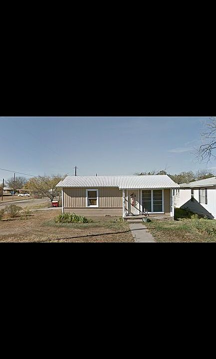 2nd image of 1108 Avenue A
