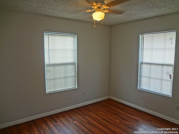 4th image of 223 Brenner St