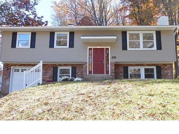 2nd image of 135 Clarrige Dr