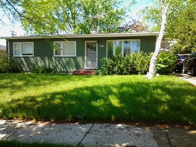 2nd image of 10916 W Hampton Ave