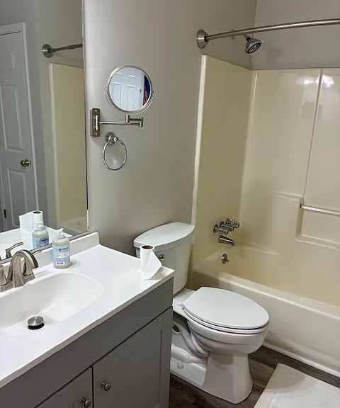 full bath available