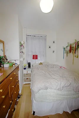 Rented by Corcoran | media 23