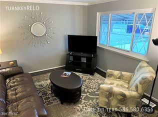 38428 Tottenham Rd, Sterling Heights, MI 48312