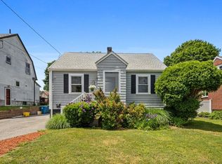28 N Mountain Ave, Melrose, MA 02176