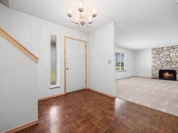 4th image of 2023 Greenbrook Blvd