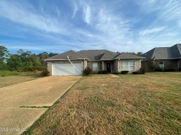 790 Hunter Ln, Jackson, MS 39212