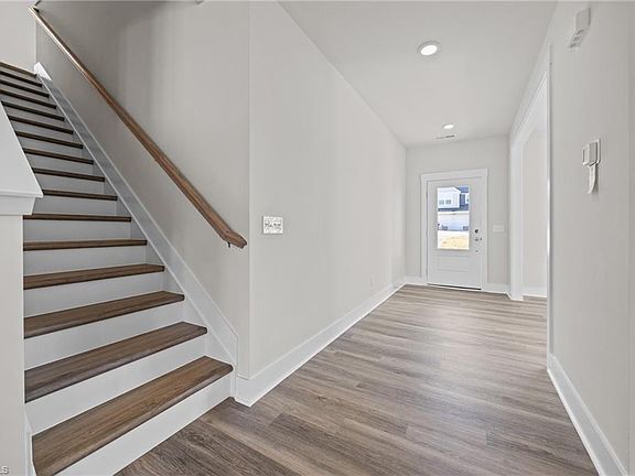 5th image of 5434 Rock Valley Dr
