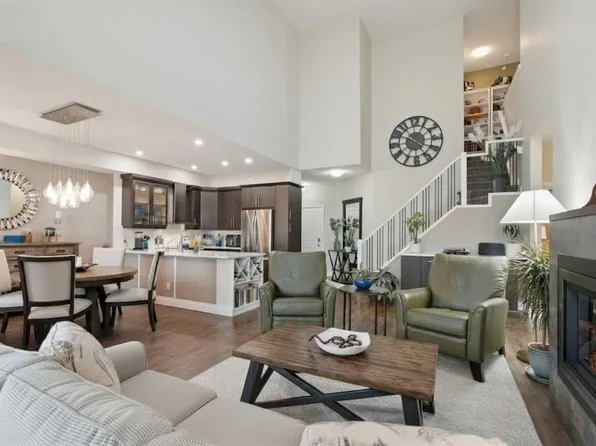 15 SE Sunset Sq #2410, Cochrane, AB T4C 0E7