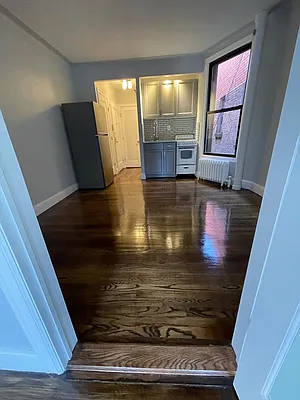 Rented by Manhattan Flats | media 33