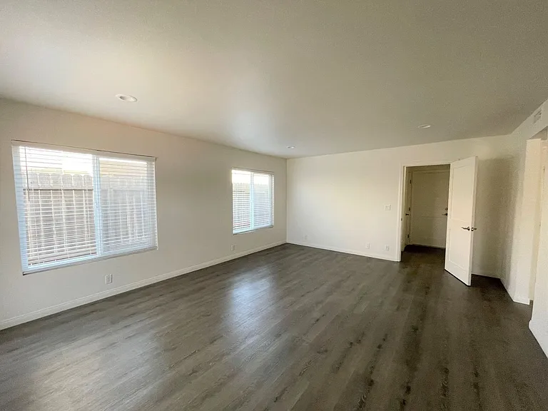 5344 Beachcomber St — Photo 22