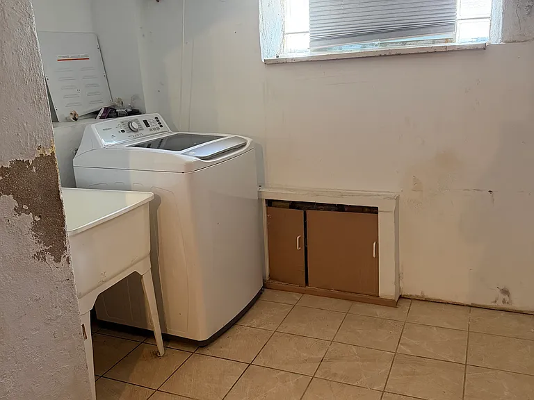 3430 Almond St — Photo 9