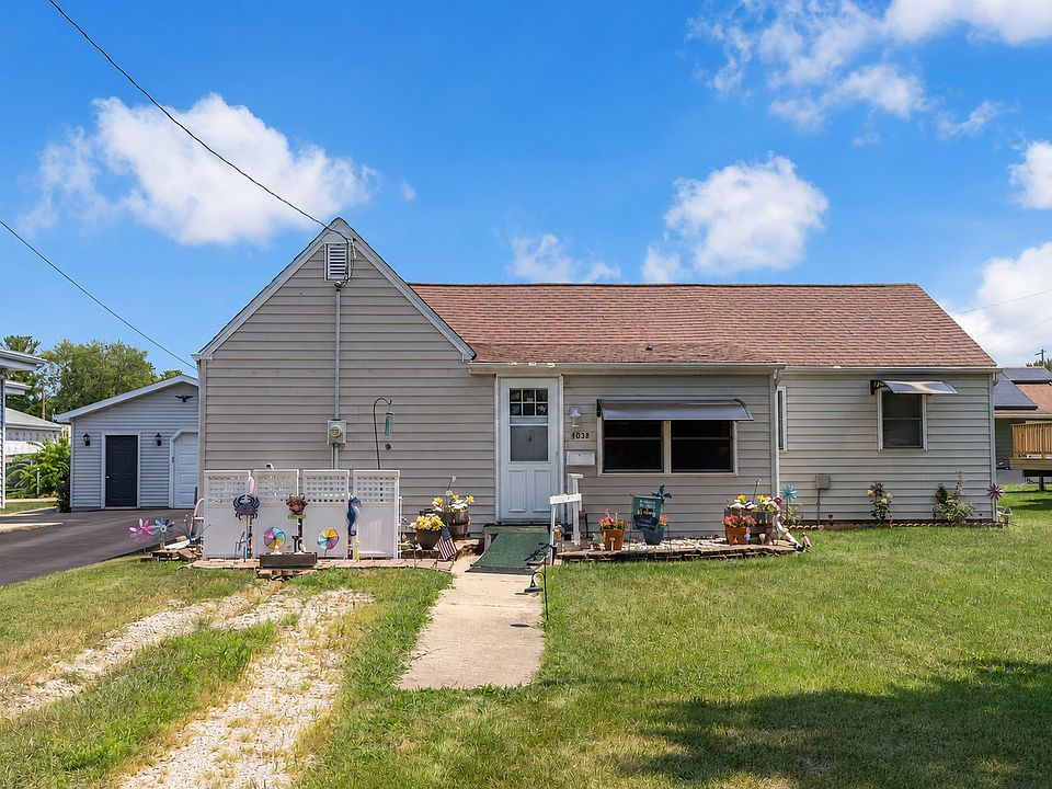 1st image of 1038 Catherine St