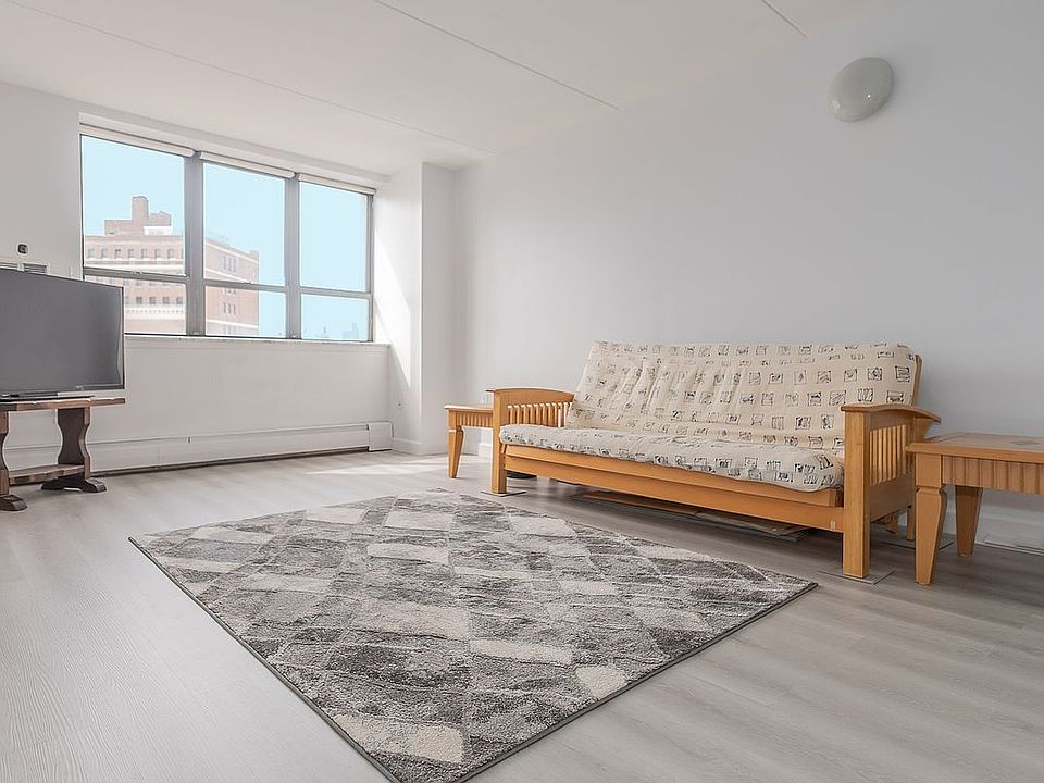 1st image of 300 W 110th St APT 15G