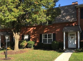 2719 Pease Dr, Rocky River, OH 44116