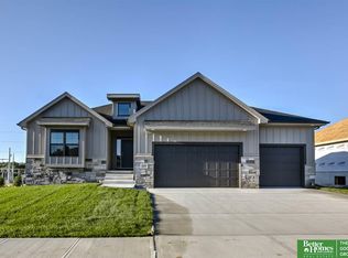18507 Patrick Ave, Elkhorn, NE 68022